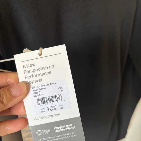 Vuori women’s long Sleeve Halo Essential Dress Black Heather Size M NWT - Picture 8 of 13